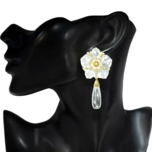Citrine Jewelry | Stud Earrings*Alex Soldier Blossom Convertible Earrings with Quartz & Carved Mother Of Pearl