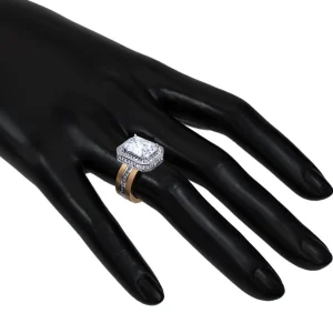 Halo*Alex Soldier Eternal Love Diamond Emerald Halo Engagement Ring