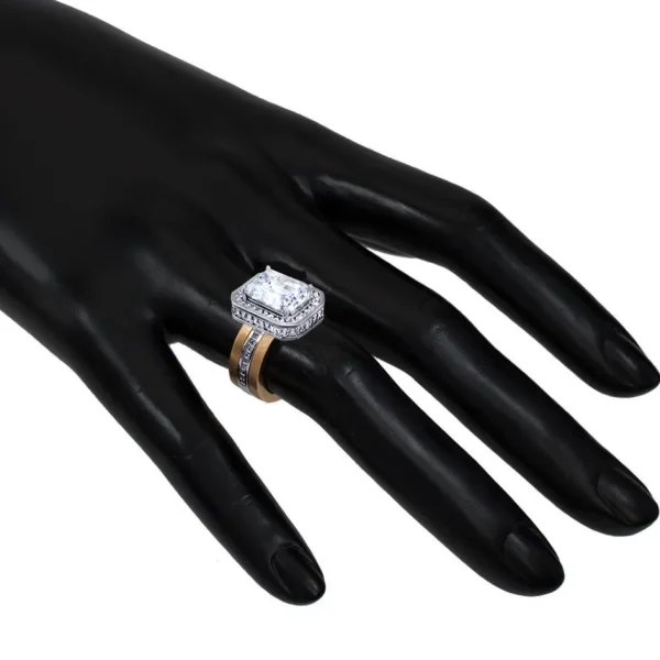Halo*Alex Soldier Eternal Love Diamond Emerald Halo Engagement Ring