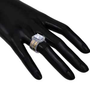 Halo*Alex Soldier Eternal Love Diamond Emerald Halo Engagement Ring