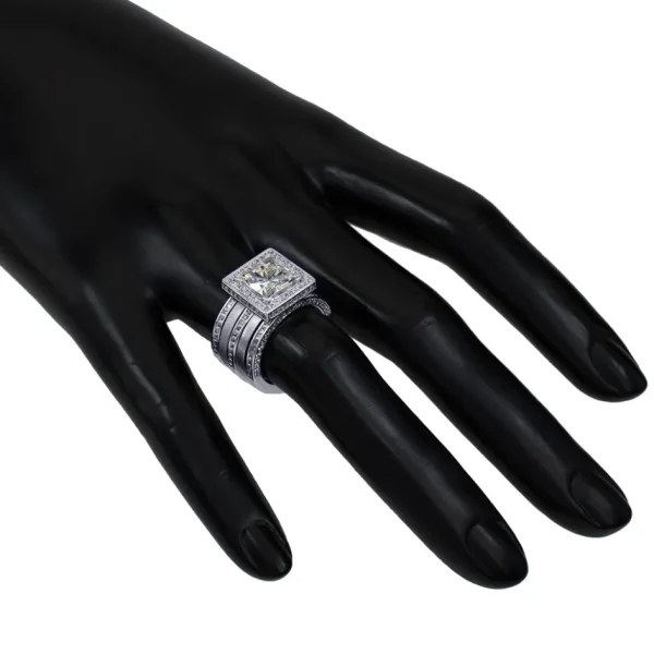 Halo*Alex Soldier Eternal Love Diamond Princess Halo Engagement Ring