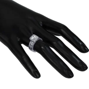 Halo*Alex Soldier Eternal Love Diamond Square Halo Engagement Ring