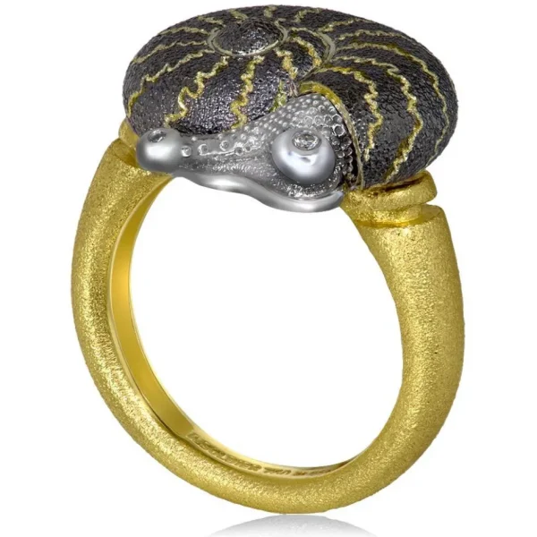 Designer Rings*Alex Soldier Gold Little Snail Ring with White Diamonds