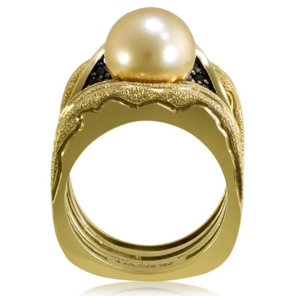 Gold Rings*Alex Soldier Gold Trinity Ring with Akoya Pearl & Diamonds