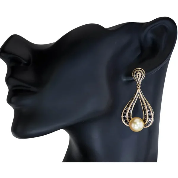 Diamond Jewelry | Pearl Earrings*Alex Soldier Gold Twist Earrings With Golden Pearls & Diamonds
