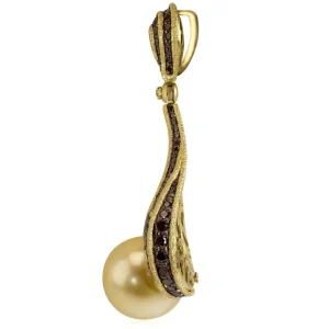 Pendants*Alex Soldier Gold Twist Pendant With Golden Pearl & Diamonds