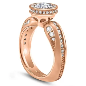 Halo | Gold Rings*Alex Soldier Modern Sensuality Diamond Halo Grace Engagement Ring