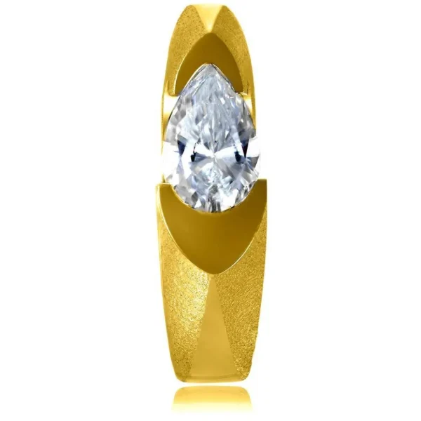 Modern & Elegant | Solitaire*Alex Soldier Passion Diamond Engagement Ring