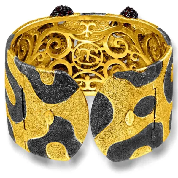 Cuff Bracelets*Alex Soldier Silver Cora Pattern Cuff Bracelet with Red Garnet