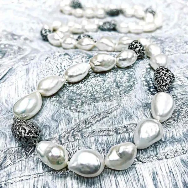 Pearl Necklaces*Alex Soldier Silver Meteorite Necklace with Light Grey Pearls
