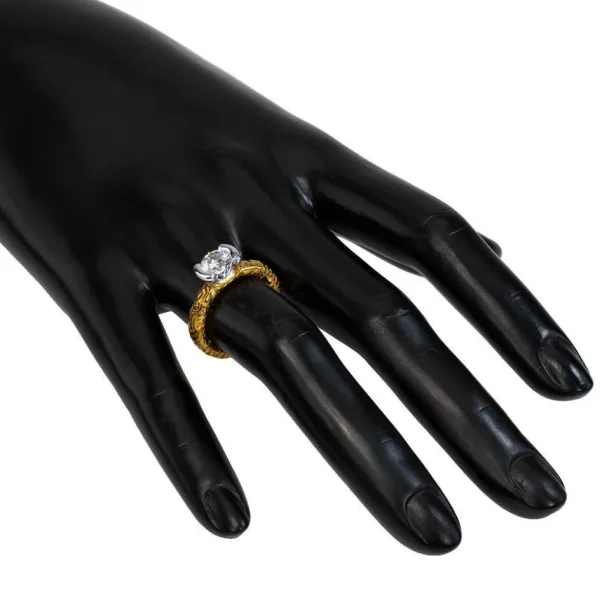 Modern & Elegant | Solitaire*Alex Soldier Valentine Diamond Sage Engagement Ring