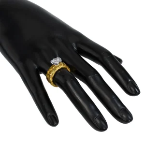 Modern & Elegant | Solitaire*Alex Soldier Valentine Diamond Sage Engagement Ring