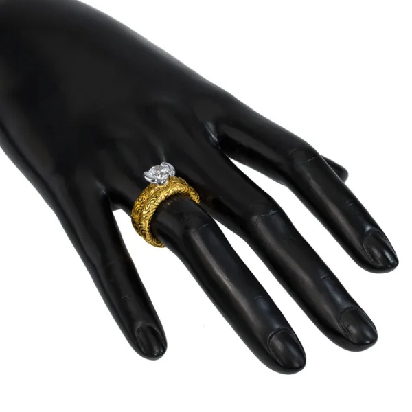 Modern & Elegant | Solitaire*Alex Soldier Valentine Diamond Sage Engagement Ring